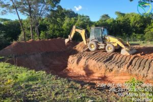 Escavação da cacimba na propriedade 001